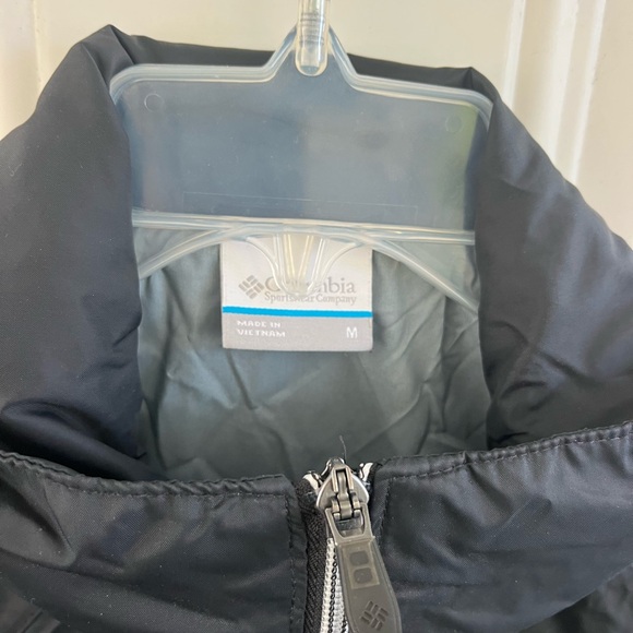 Columbia Windbreaker Medium Women’s Balck Lightweight Jacket pockets hooded - Picture 5 of 13